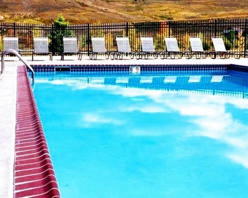Doco Rocky Mountain Vacation Rental-Queen Studio With Resort Amenities 格兰比 外观 照片